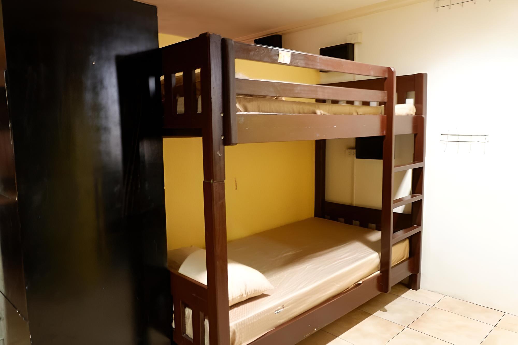 The Fort Budget Hotel - Bonifacio Global City - Hostel