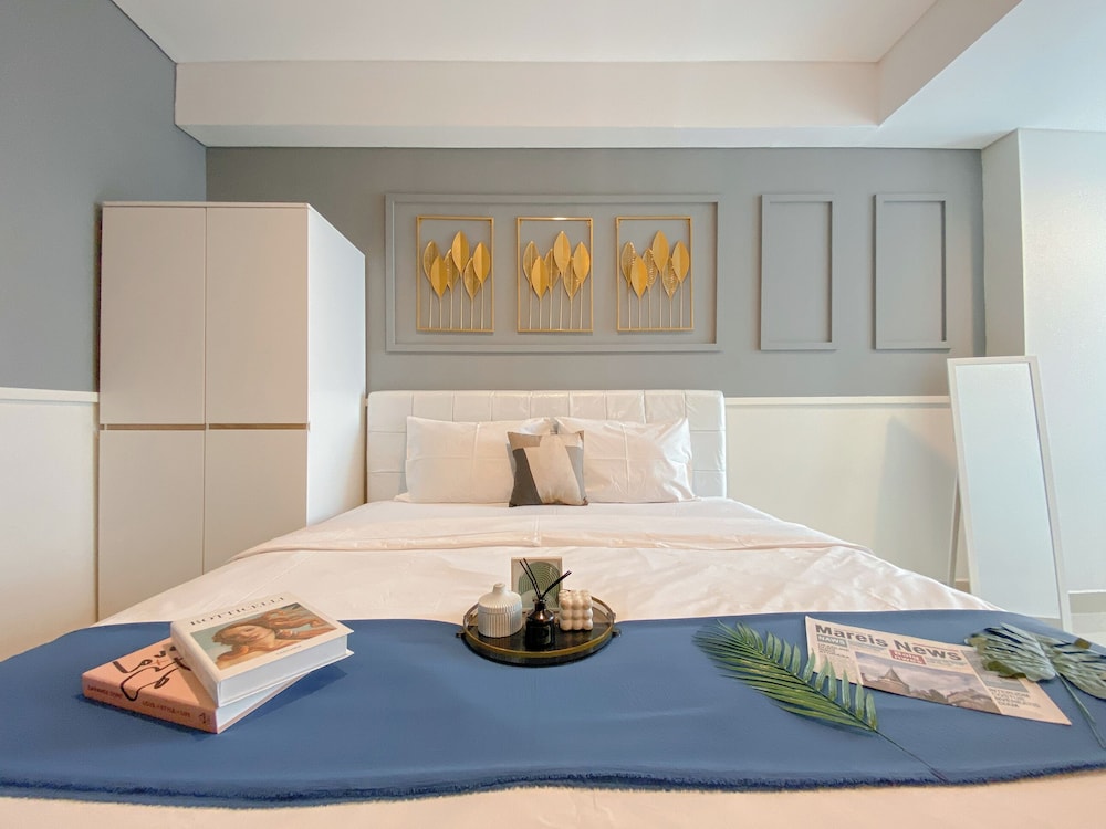 Good Choice and Homey 2BR Apartment Tamansari Iswara