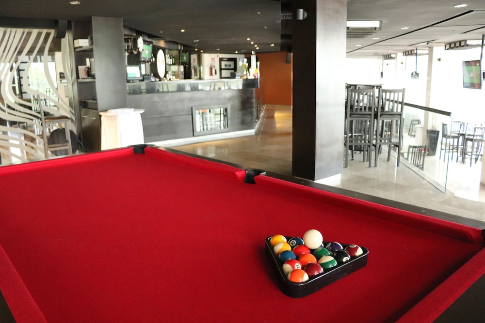 Villahermosa Vacations - Holiday Inn Villahermosa Aeropuerto, an IHG Hotel - Property Image 1