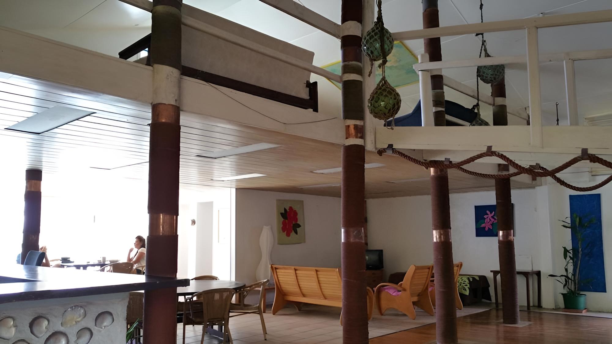 Paradise Inn