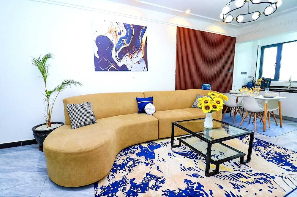 Staroot Residences