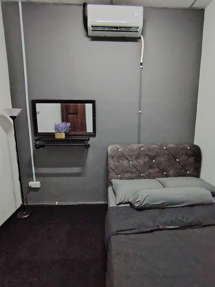 MIA Hostel for Traveller
