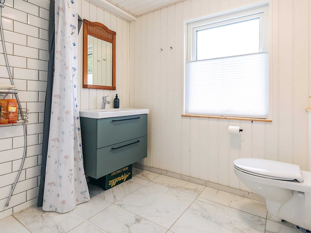 6 Person Holiday Home in Pandrup