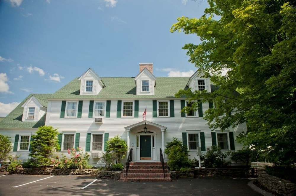 Chocksett Inn and Restaurant