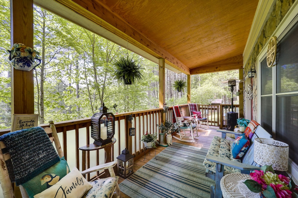 West Jefferson Vacation Rental Near River view 2
