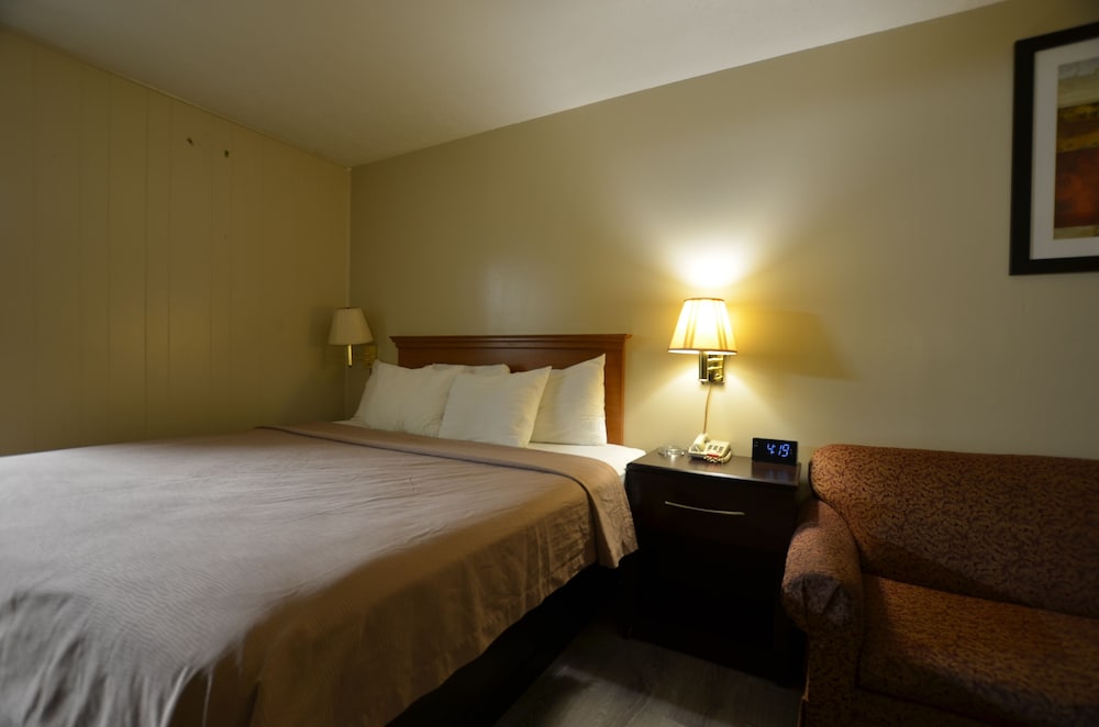 Travelowe's Motel