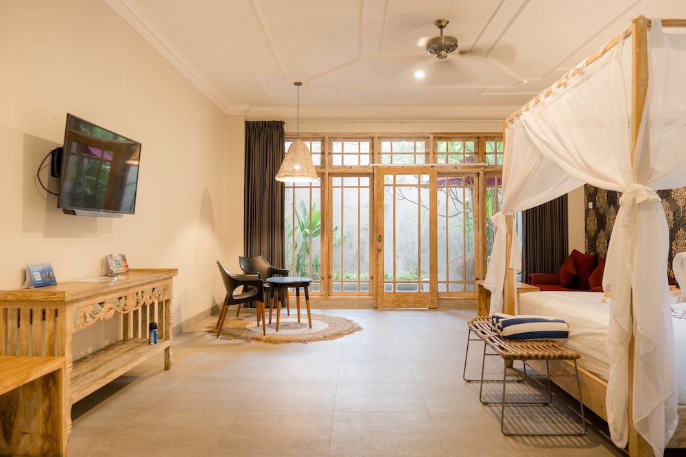 18 Suite Villa Loft by AMITHYA