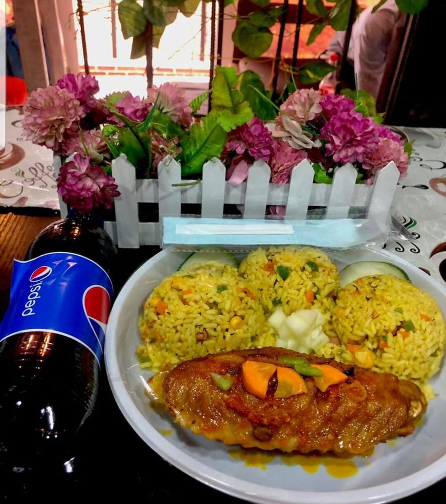 Food & Beverage