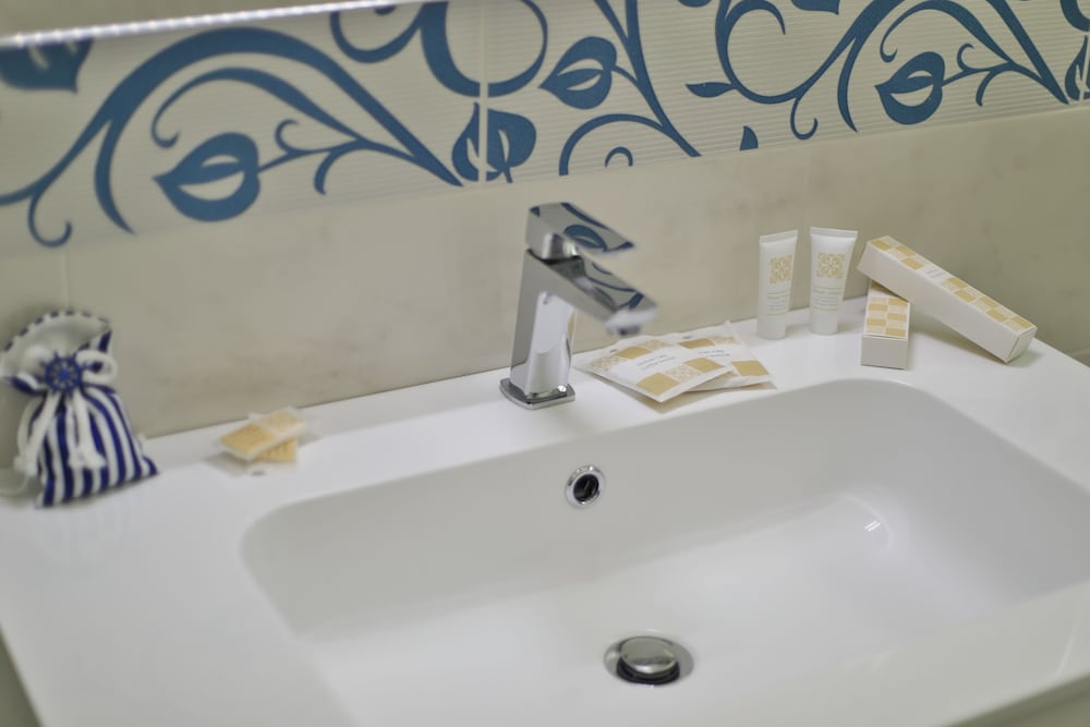 Riviera Luxury Rooms