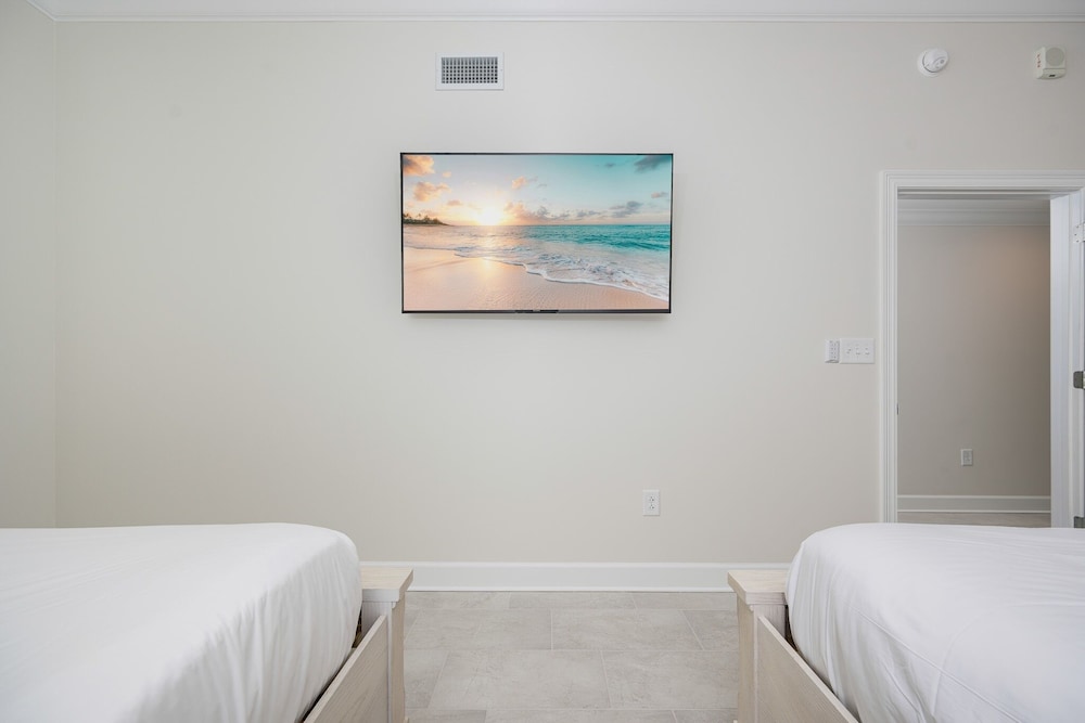 Phoenix Gulf Shores Ii 2205 4 Bedroom Condo