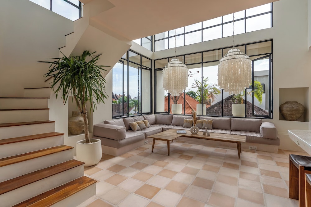 Leo Villa by Betterplace