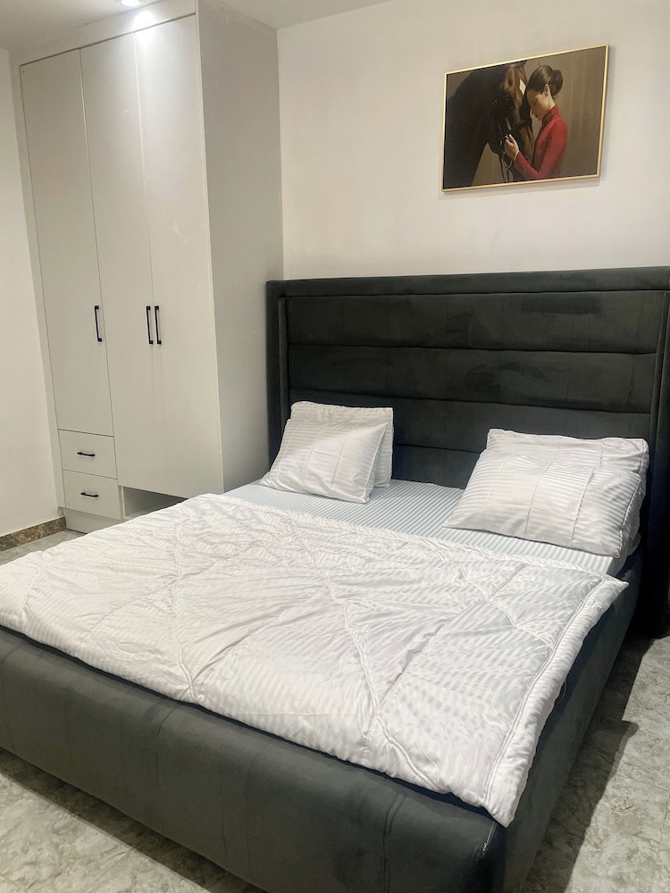 Bilak Luxury Apartments & Homes Ltd