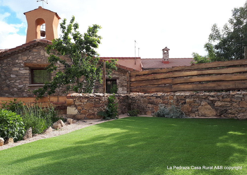 La Pedraza Casa Rural view 3