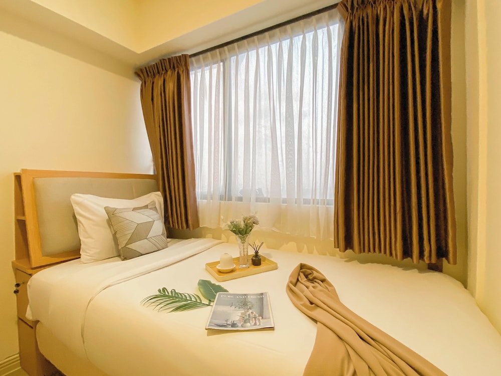 Spacious and Comfy Designed 2BR at Meikarta Apartment