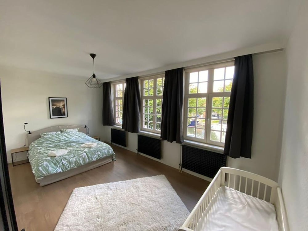 Spacious House in the Historic Center of Bruges