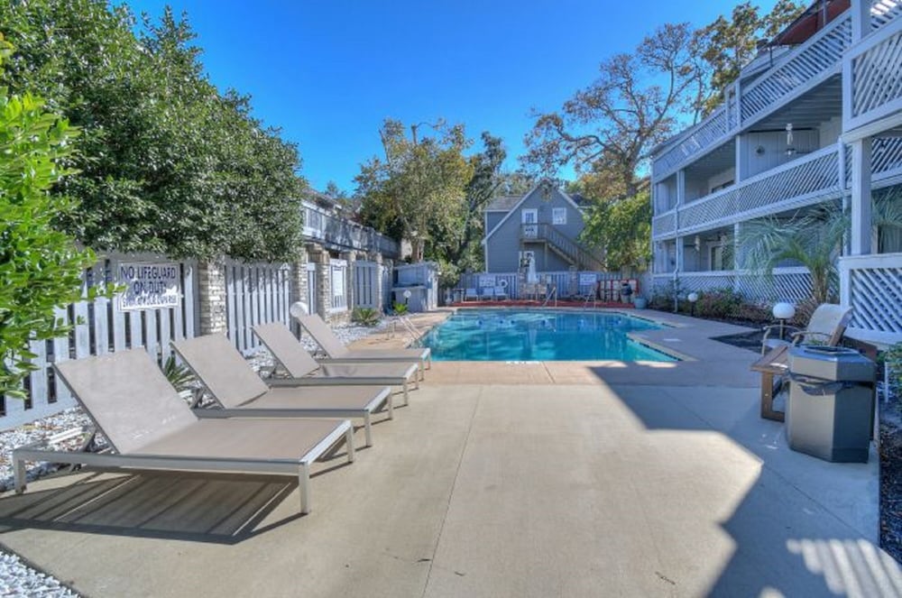 The Arbor by Elliott Beach Rentals view 4