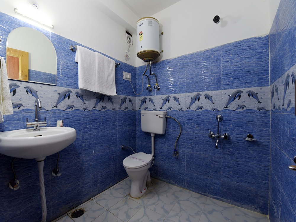 OYO 15028 Kalpana Homestay