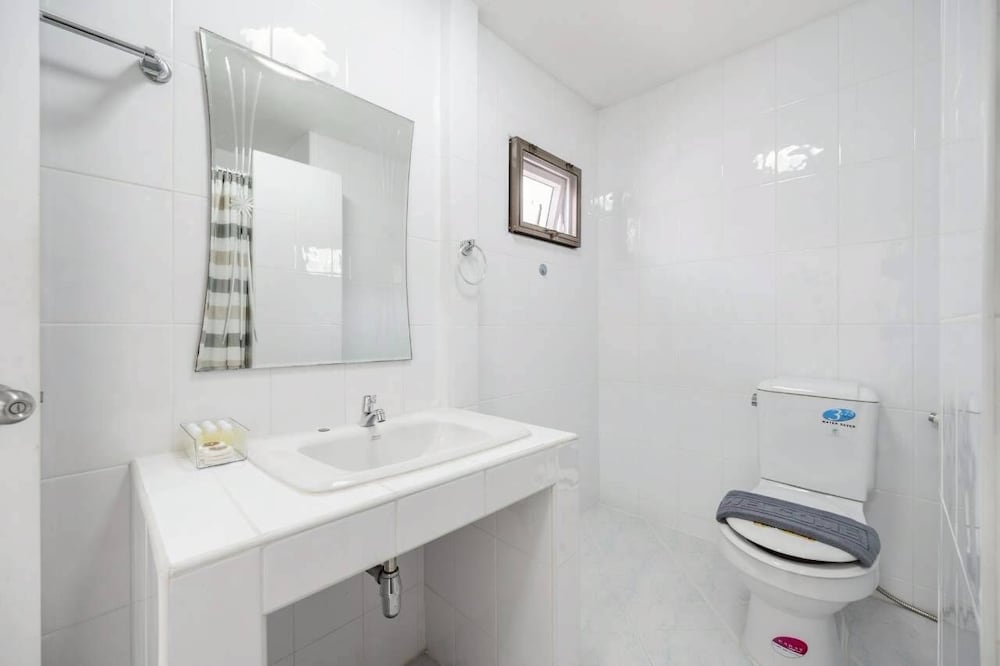 Greta Villa Nakluea 18