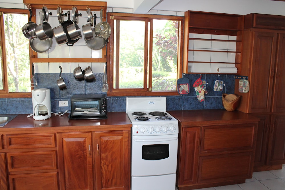 CRParaiso Main House view 5