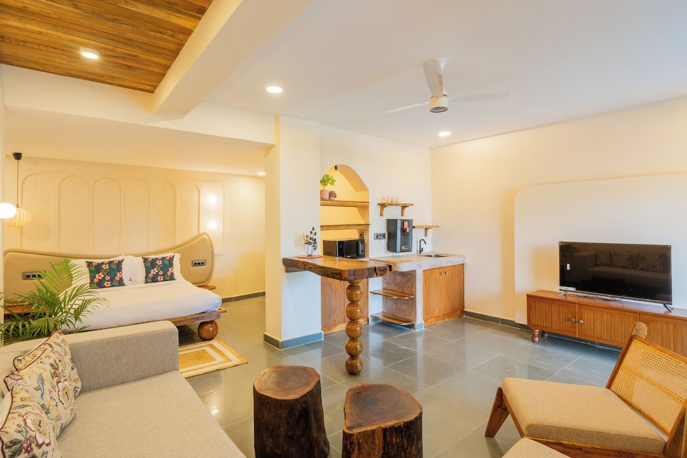 La Vaiencia Luxury Apartments