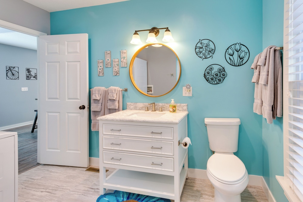 Charming Missouri Home < 1 Mi to Katy Trail!