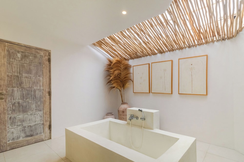 Villa Cocodrilos 1 by Pertama Management