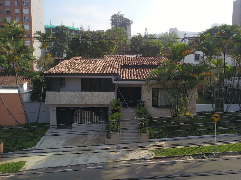 Las Lomas