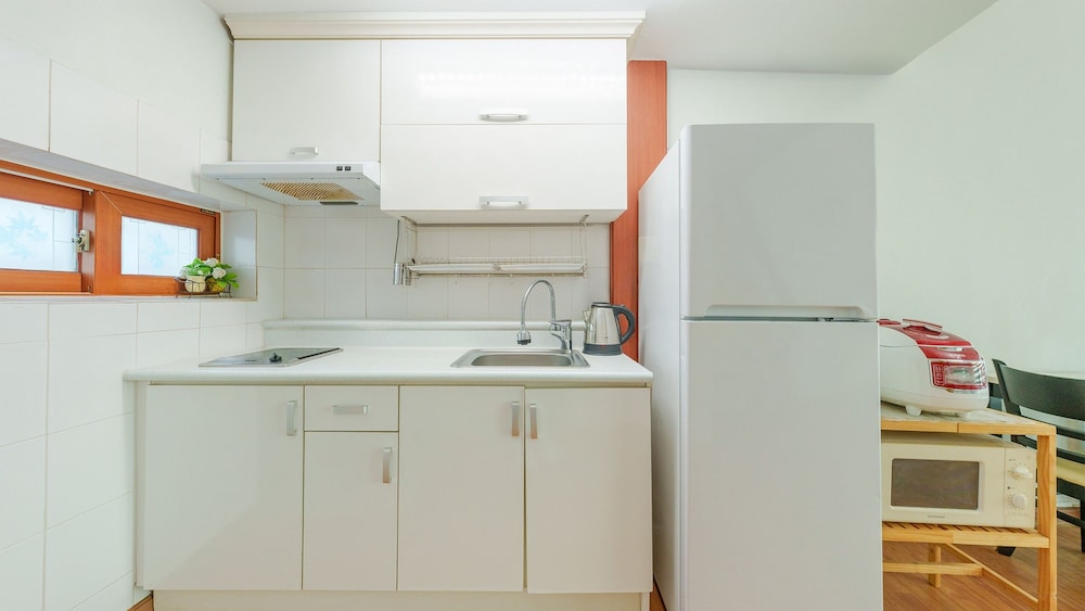 Taean Norabureo Pet Pension