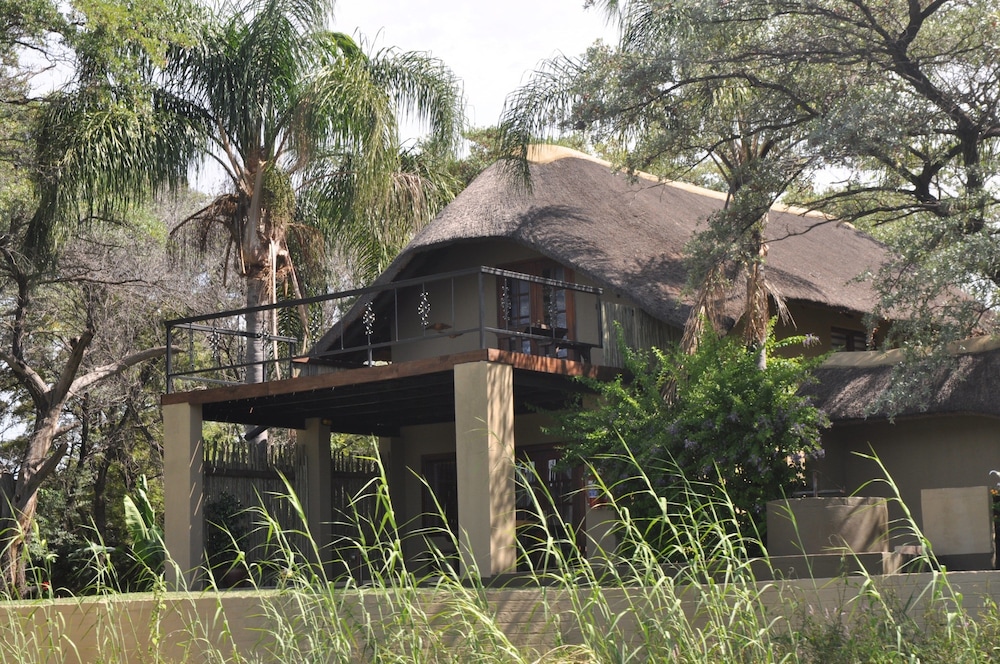 Hakusembe River Lodge, photo 31