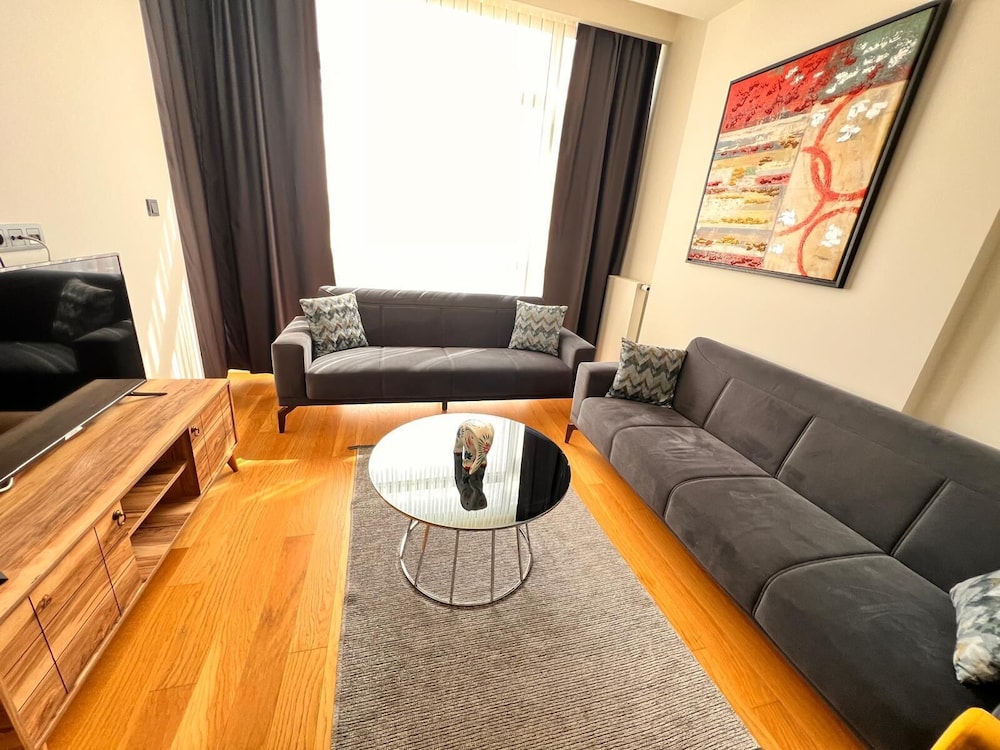 G Tower Residence Apartment Rentals