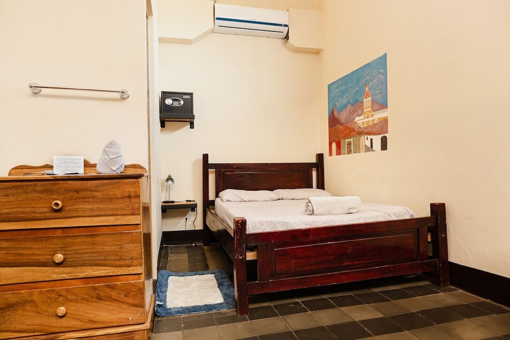 PURE Gym - Spa - Yoga - Lodging