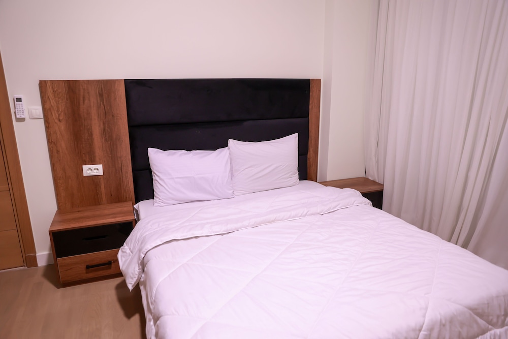 4 BDR Apt. - Boulevard Mivida view 3
