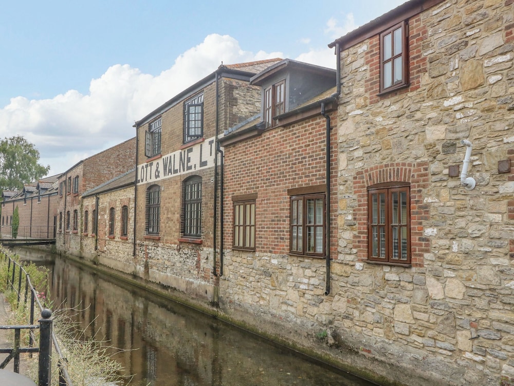 The Coach House - Trinity Lodge