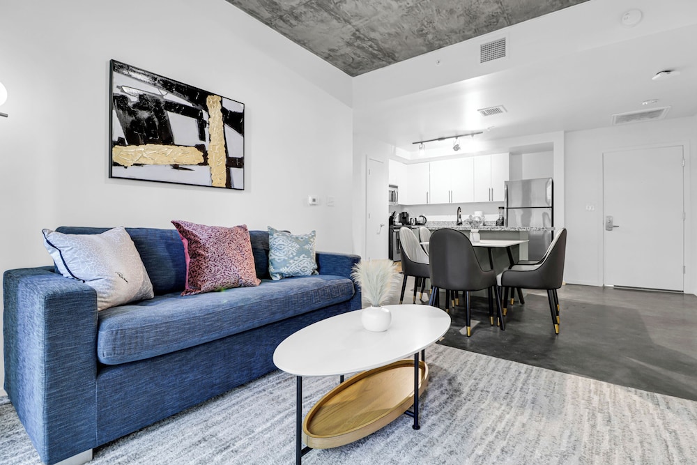 Phoenix Urban Luxury Escape