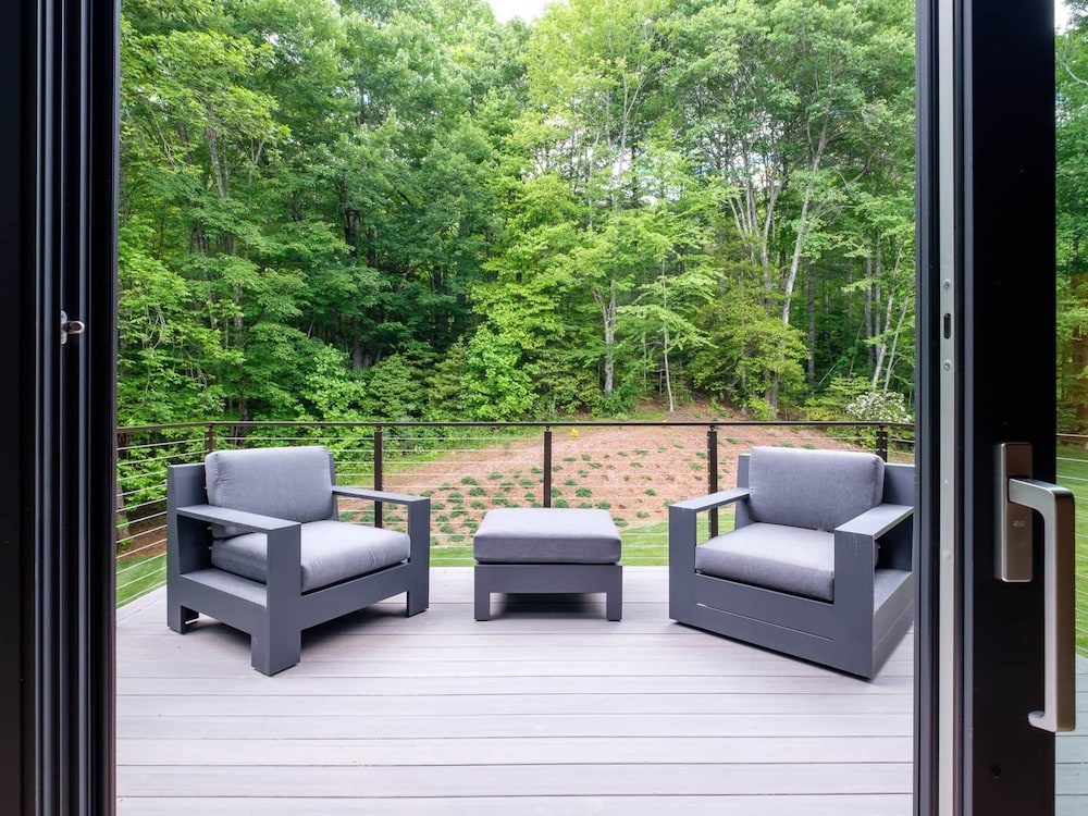 Luxury Home - The Retreat House