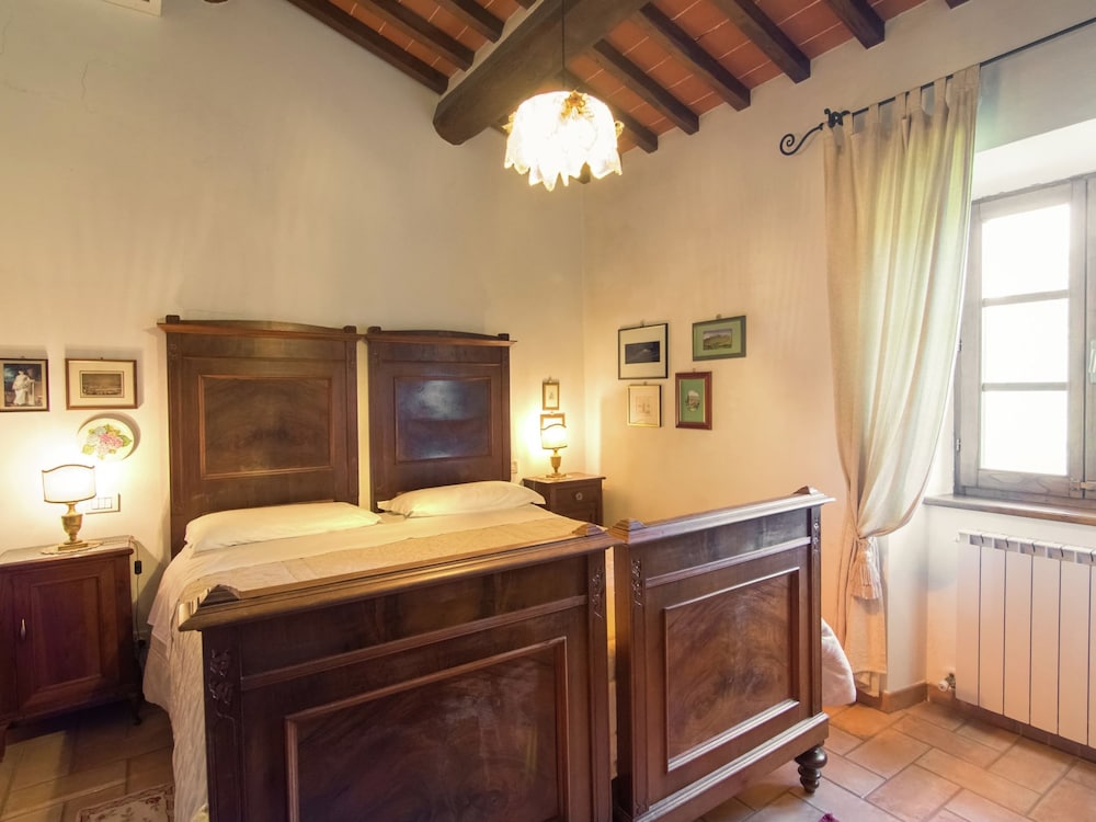 Tuscan Terrace Escape