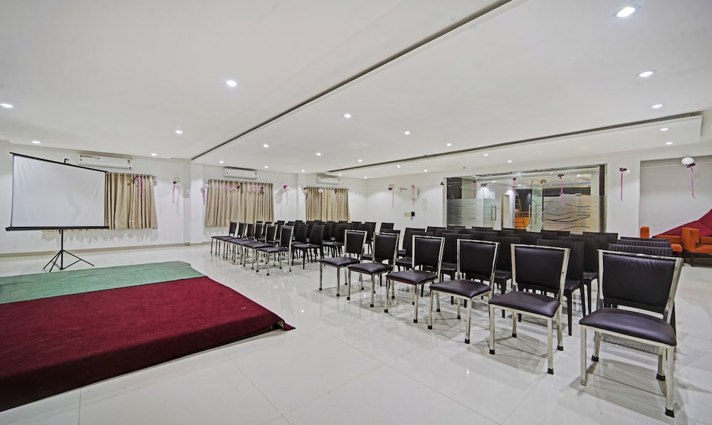 meeting & event spaces