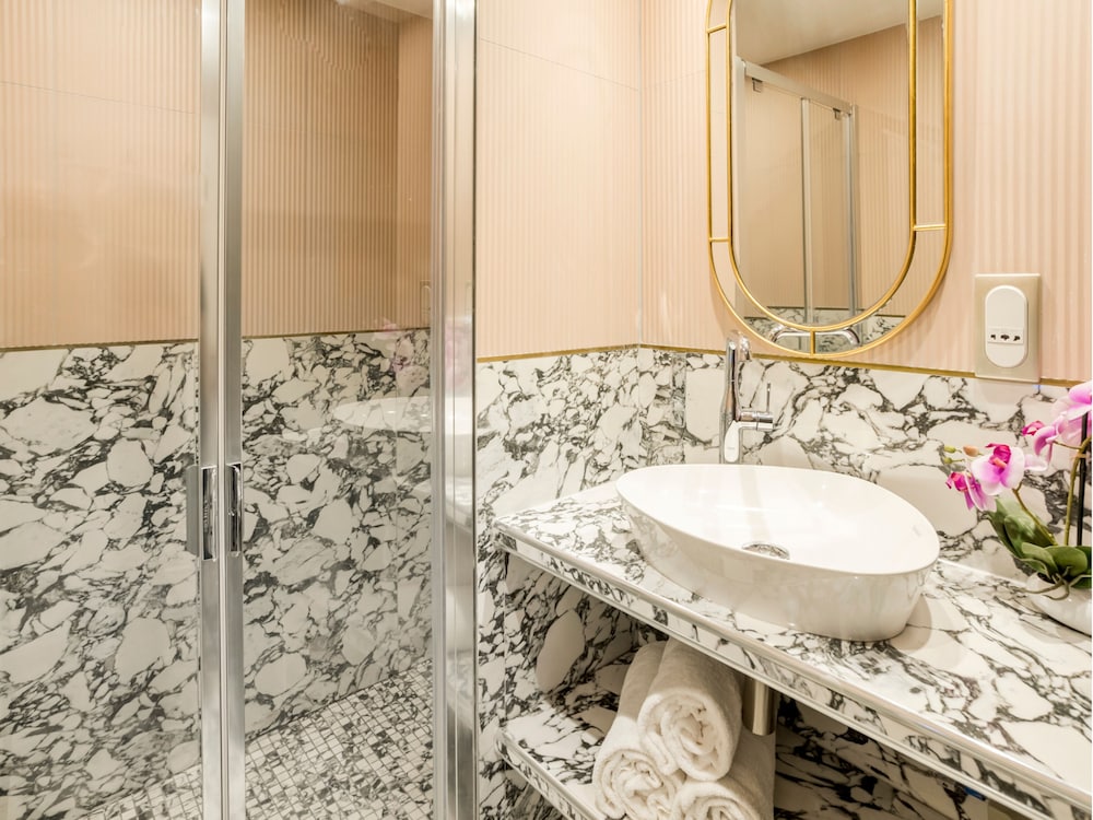 Merveil Luxury Suites - Rougemont I-II-III