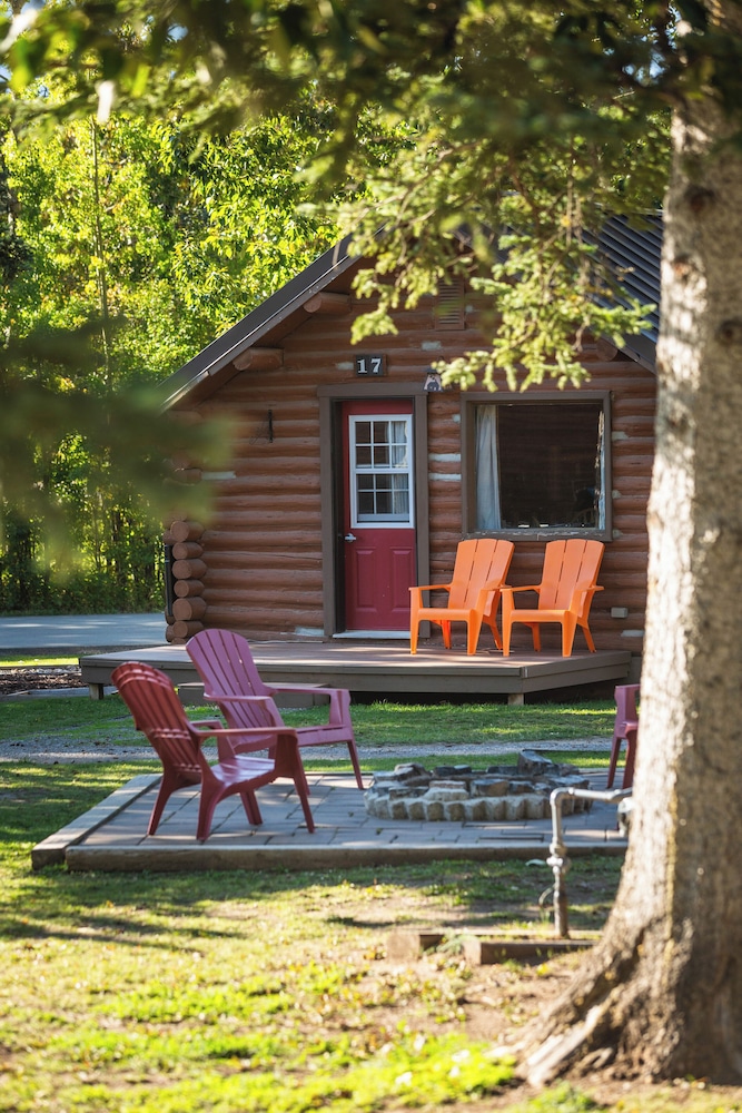 Jasper Gates Resort and RV