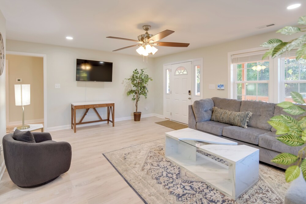 'sandhills Sanctuary' Home Near Golfing!