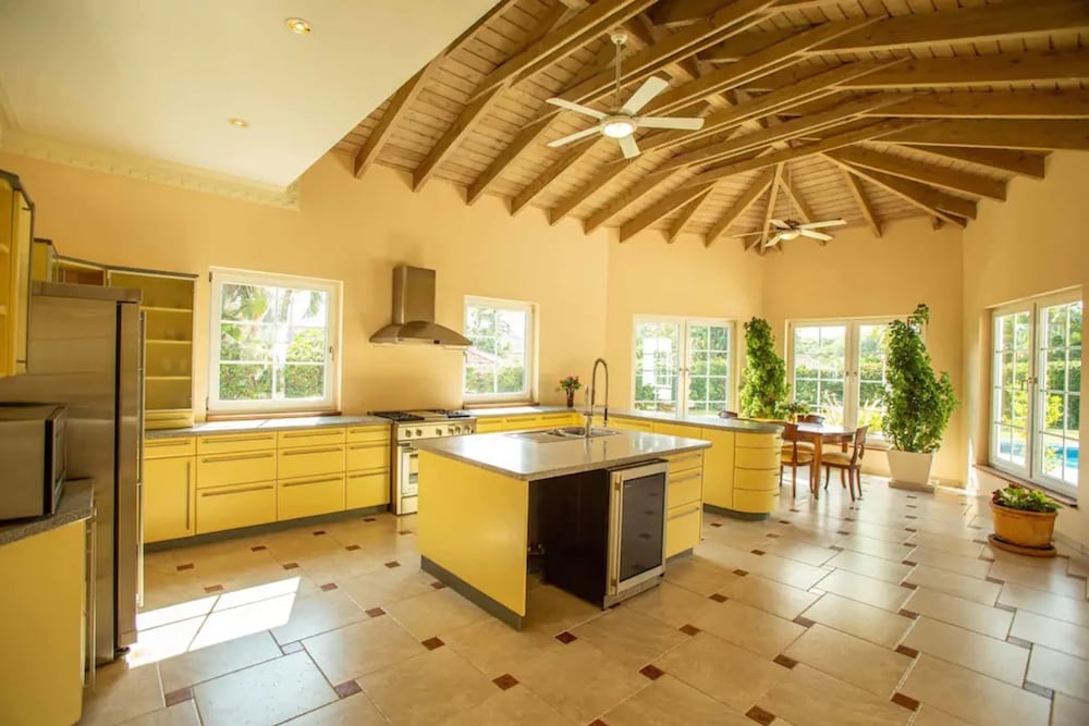 Hideaway Beach Properties by Caribe Stays