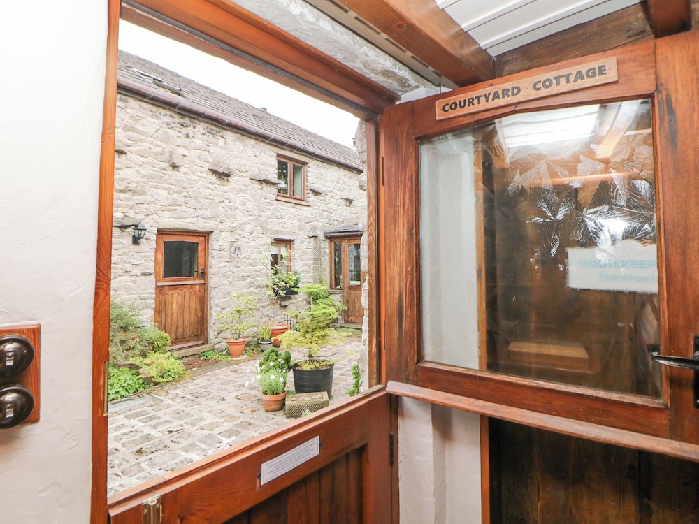 Courtyard Cottage