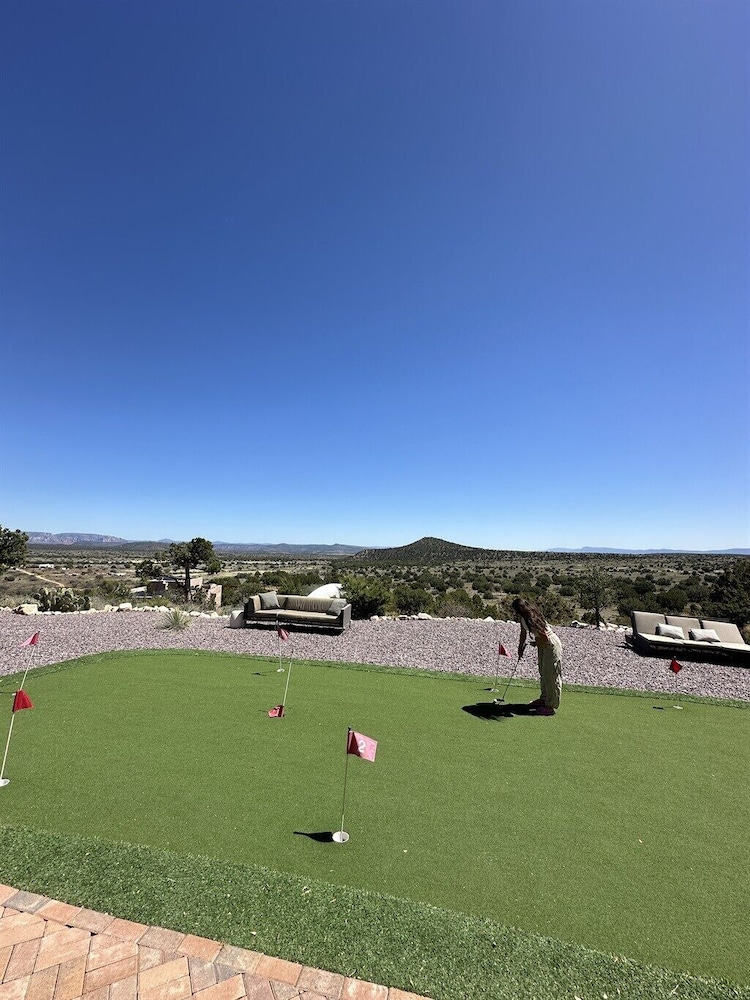 The Sanctuary at Sacred Mesa-infinity Pool-sedona