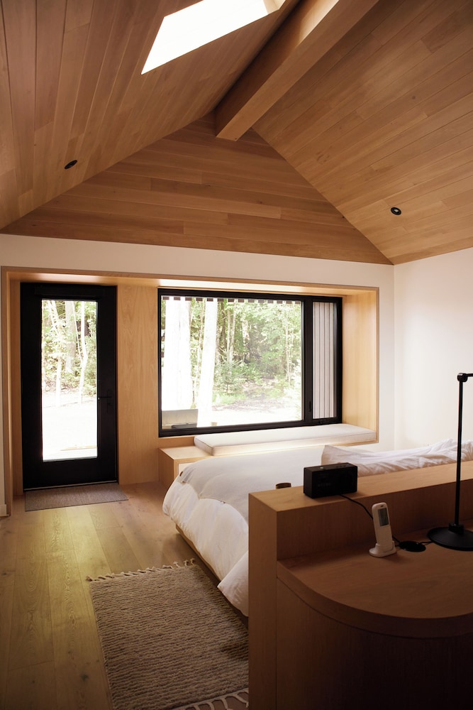 Dimensions Retreats