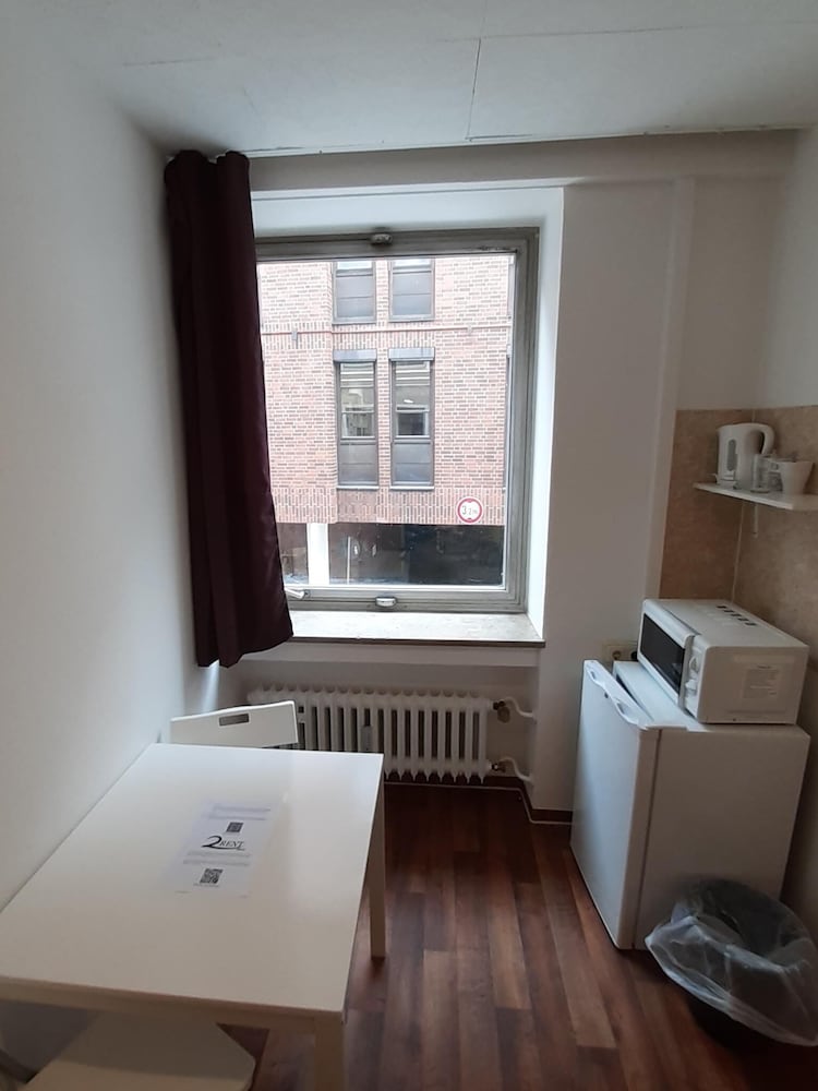 2-Rent Group Hostel Zimmer&Apartments GKP2