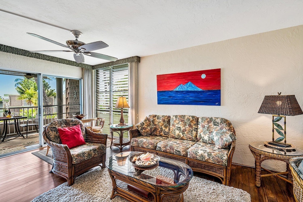 Beautiful Ocean Views - Top Floor - Concierge Included - Vrkcv