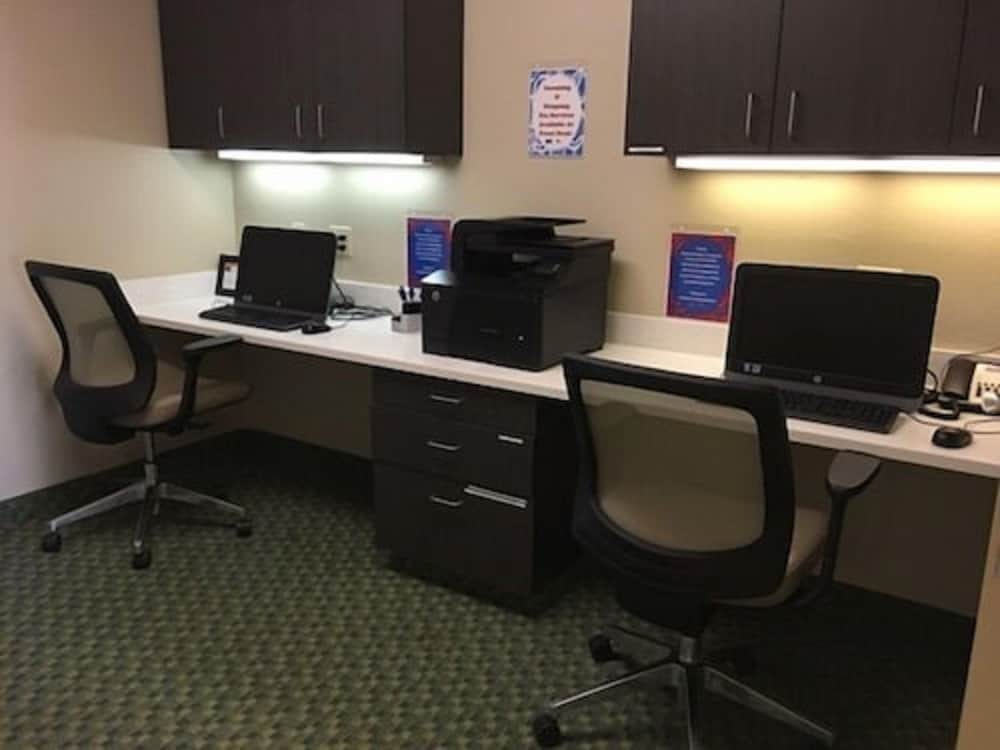 Candlewood Suites Sidney by IHG
