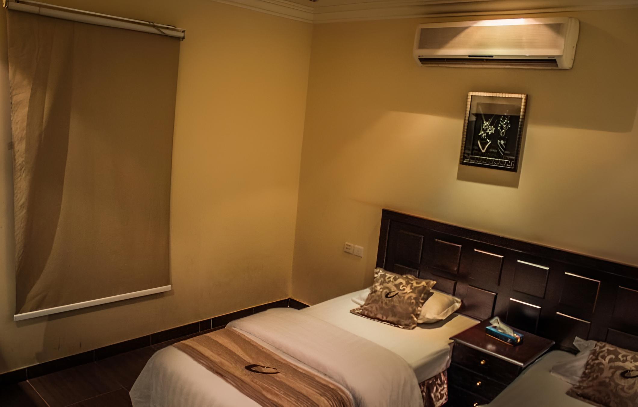 Almakan Hotel 106