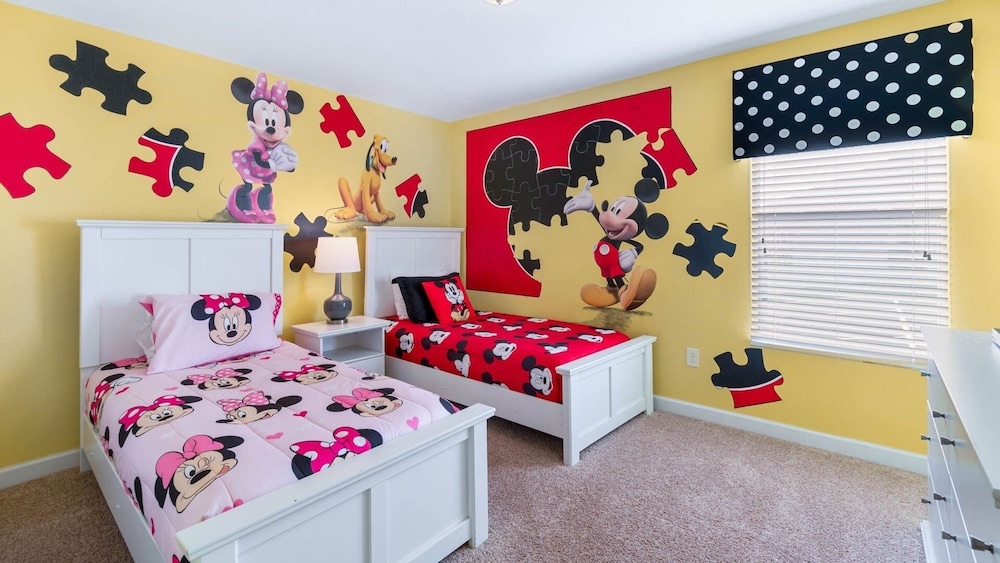 Storey Lake Resort 6 Bedroom Home Themed Bedrooms 6 Home