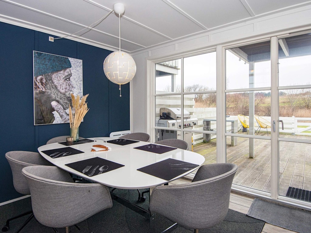 6 Person Holiday Home in Ebeltoft-by Traum